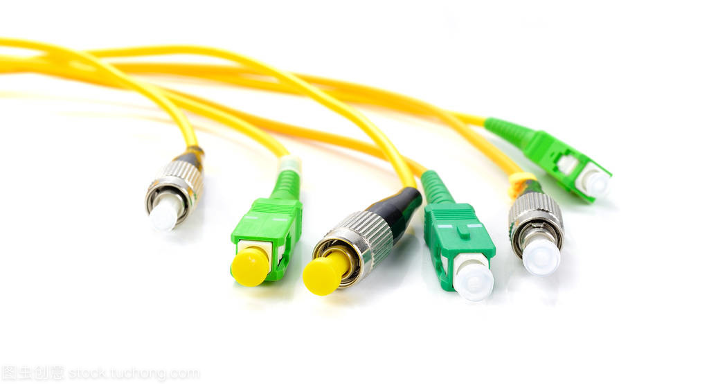 光纤连接器 高效光纤电缆系统的关键响应组件